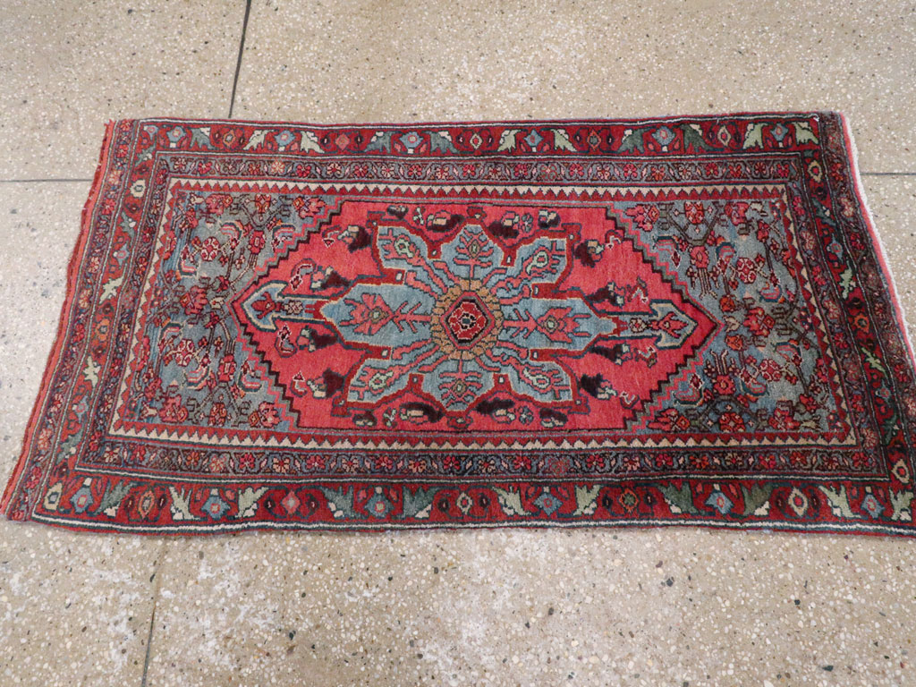 Antique Persian Bidjar Throw Rug, No.11980 - Staging