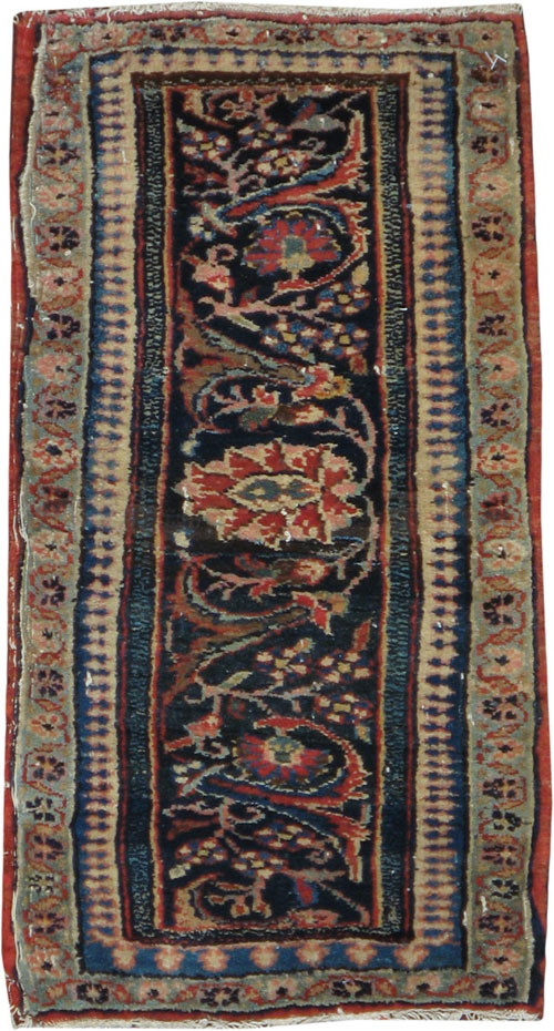 Antique Persian Bidjar Throw Rug, No.11999 - Staging