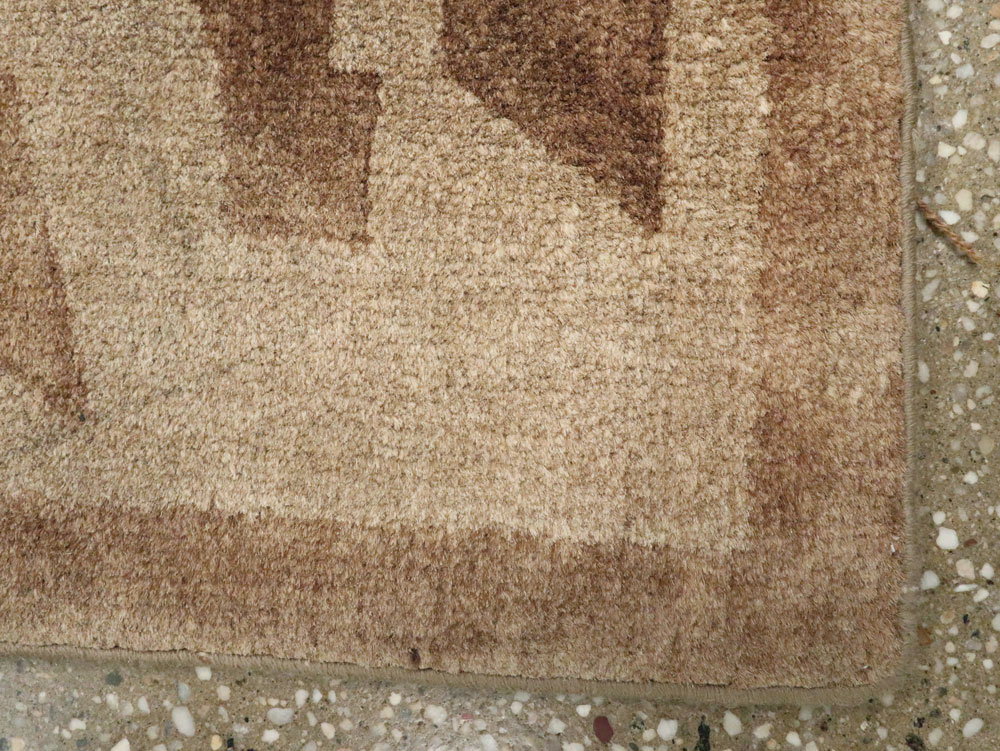 Vintage English Art Deco Rug, No.12004 - Staging