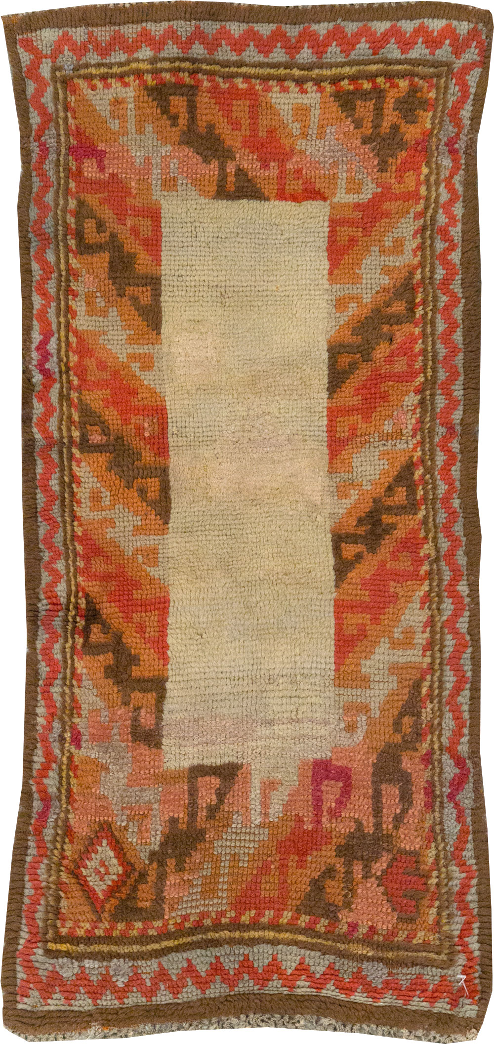 Vintage Continental European Throw Rug, No.12153 - Staging