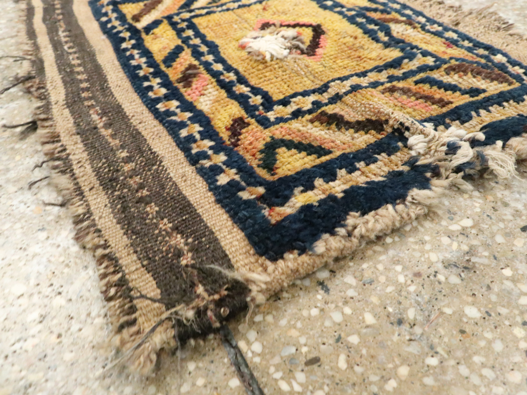 Antique Gabbeh Rug, No.12181 - Staging