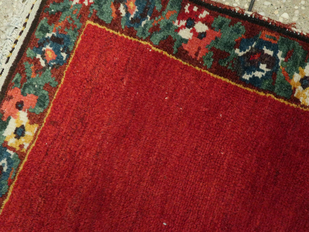 Vintage Persian Bakhitiari Rug, No.12201 - Staging