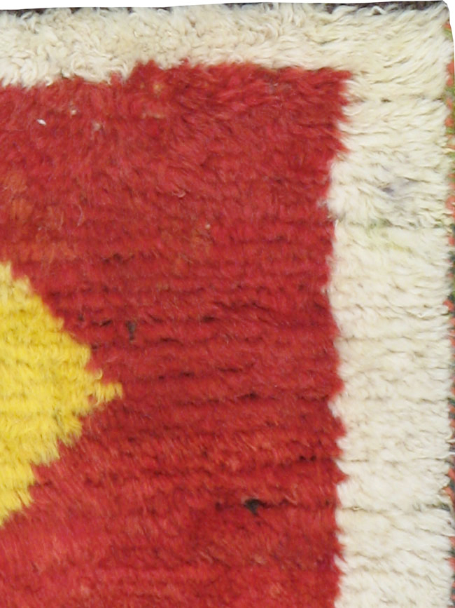 Vintage Persian Gabbeh Rug, No.12211 - Staging