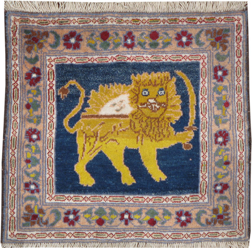 Vintage Persian Hamadan Pictorial Rug, No.12222 - Staging