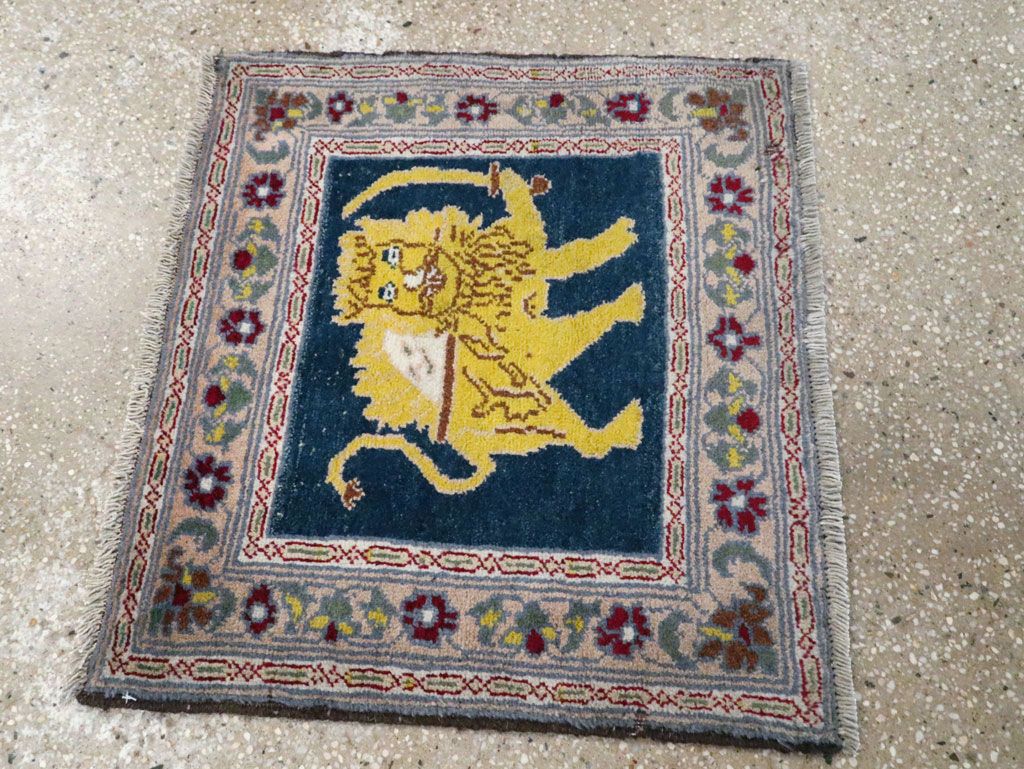 Vintage Persian Hamadan Pictorial Rug, No.12223 - Staging