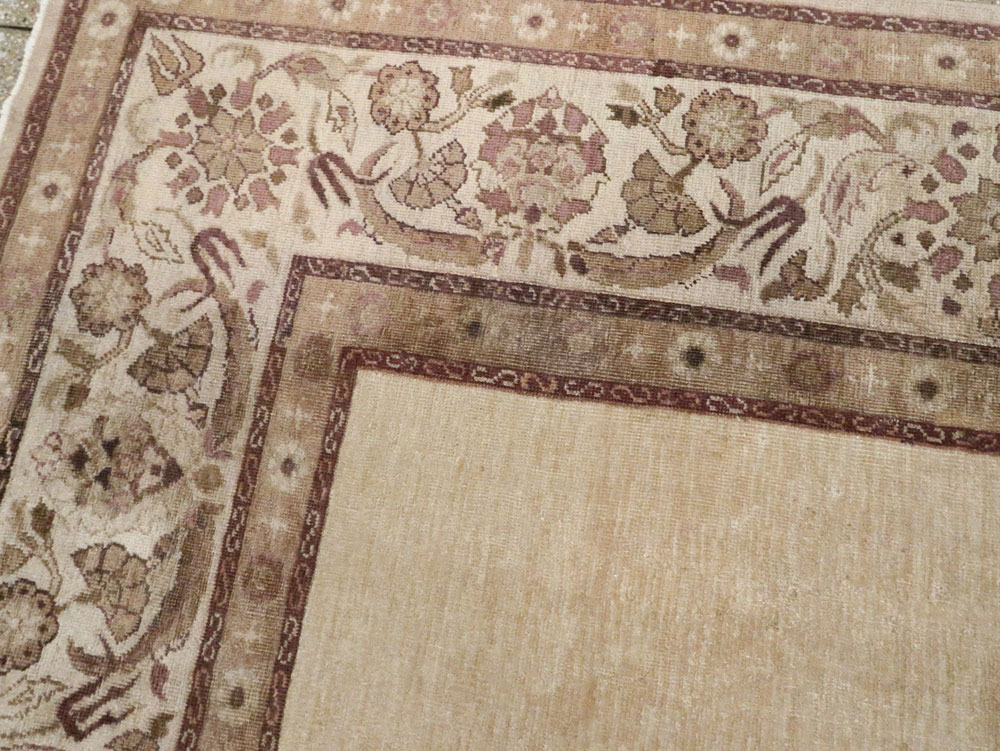 Antique Indian Agra Rug, No.12265 - Staging