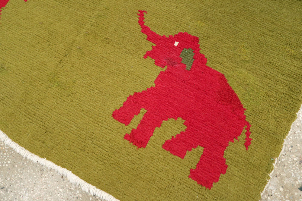 Vintage Swedish Pictorial Rug, No.12293 - Staging