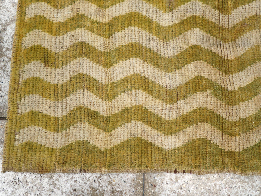 Vintage Turkish Konya Throw Rug, No.12297 - Staging