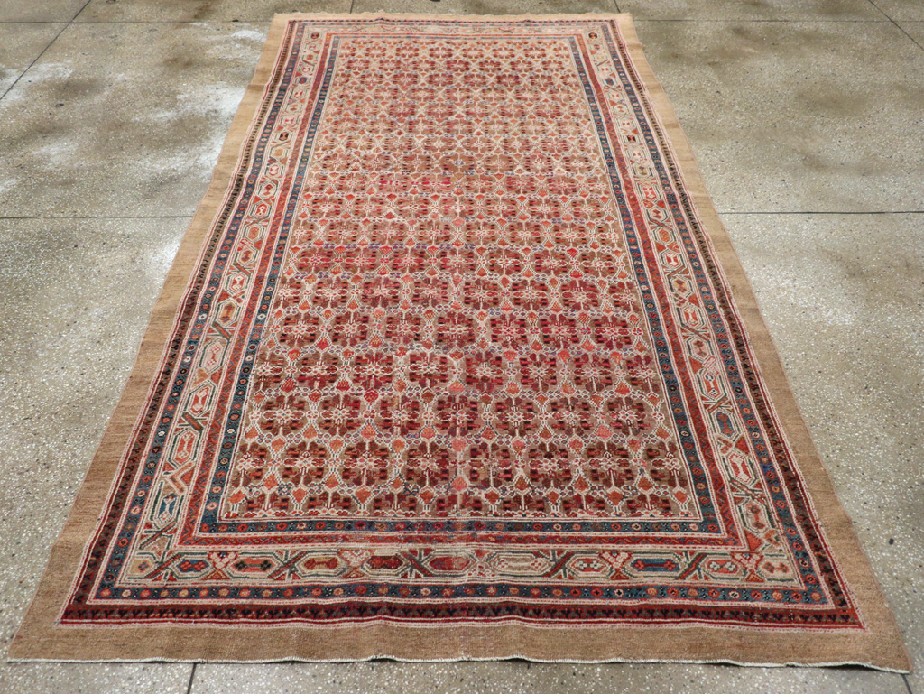 Antique Serab Gallery Rug, No.12371 - Staging