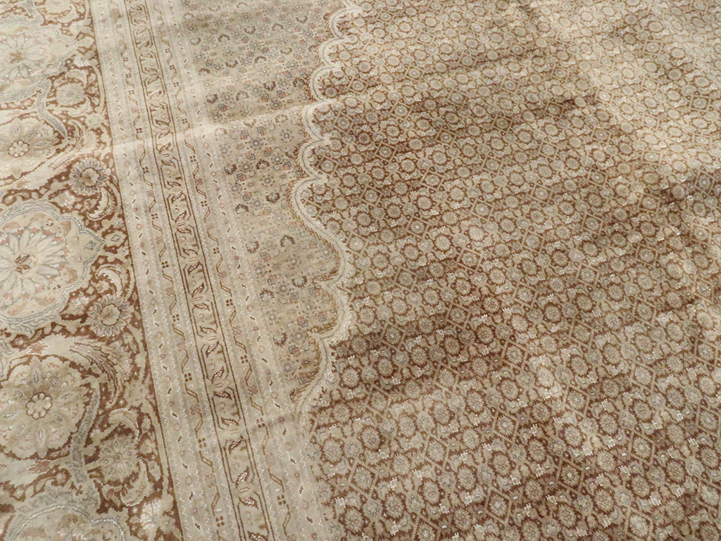 Vintage Persian Tabriz Rug, No.12405 - Staging