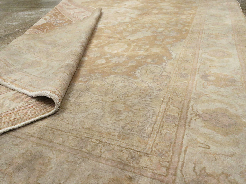 Vintage Turkish Sivas Rug, No.12448 - Staging