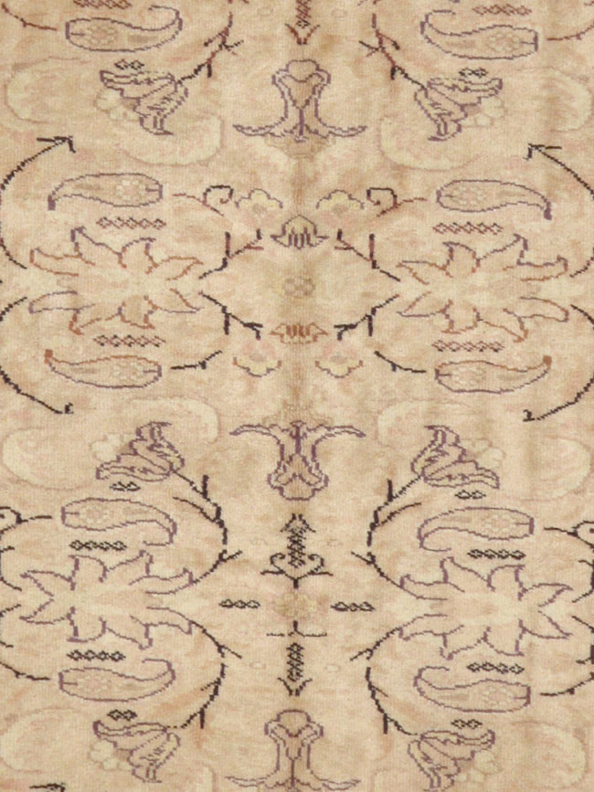 Vintage Turkish Sivas Carpet, No.12459 - Staging