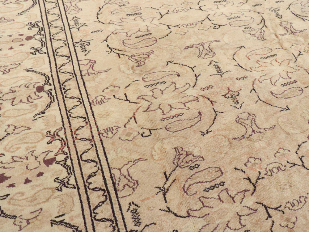 Vintage Turkish Sivas Carpet, No.12459 - Staging