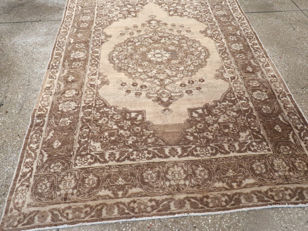Antique Persian Tabriz Rug, No.12477 - Staging