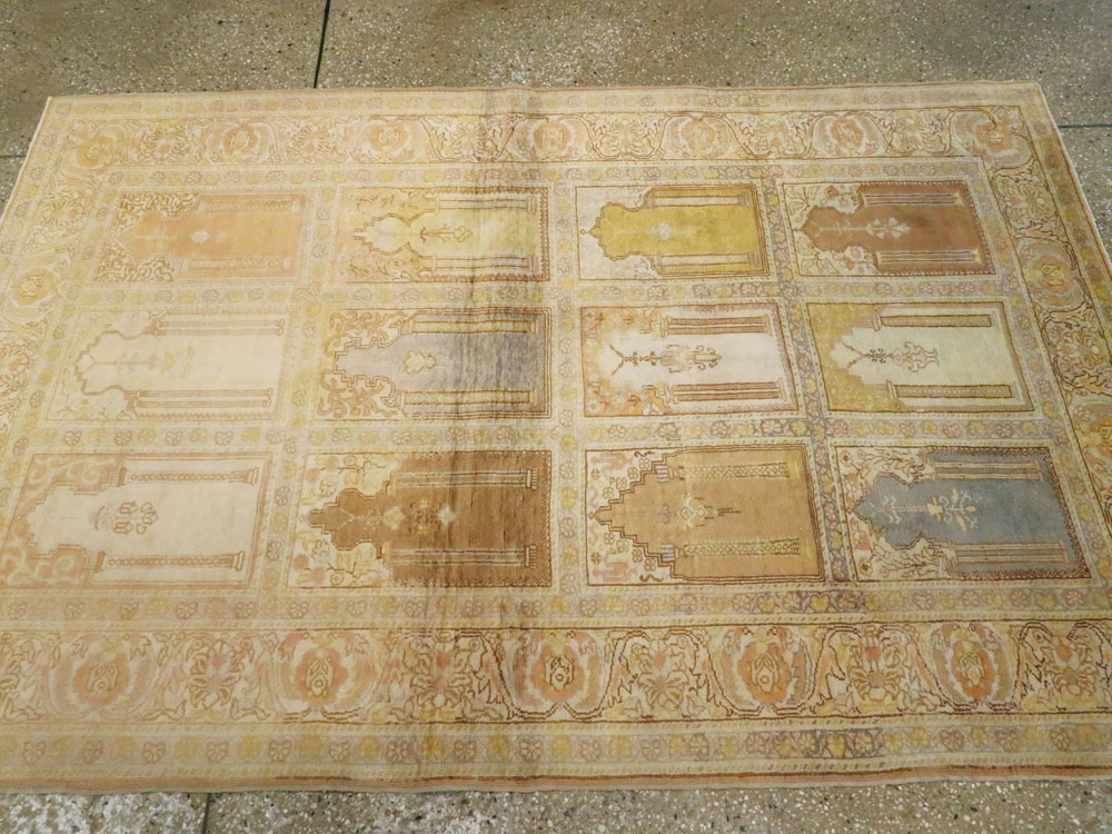 Vintage Turkish Sivas Rug, No.12481 - Staging