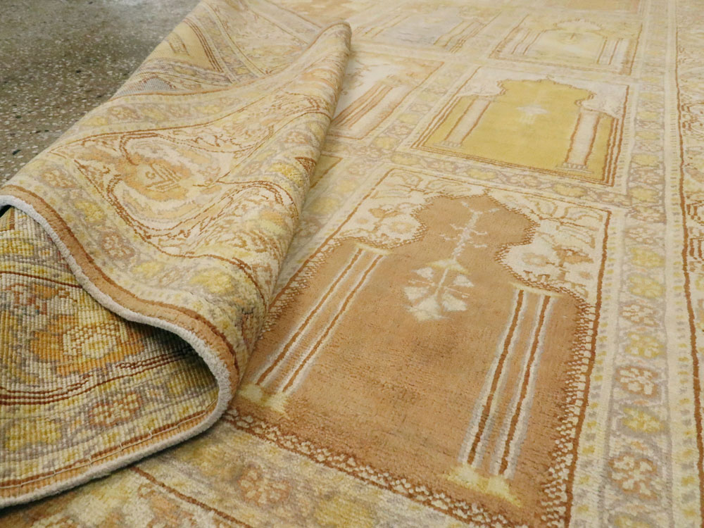 Vintage Turkish Sivas Rug, No.12481 - Staging