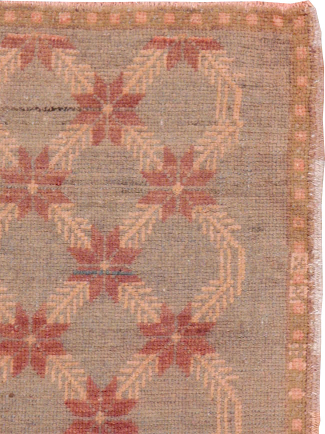 Vintage Turkish Anatolian Rug, No.12495 - Staging