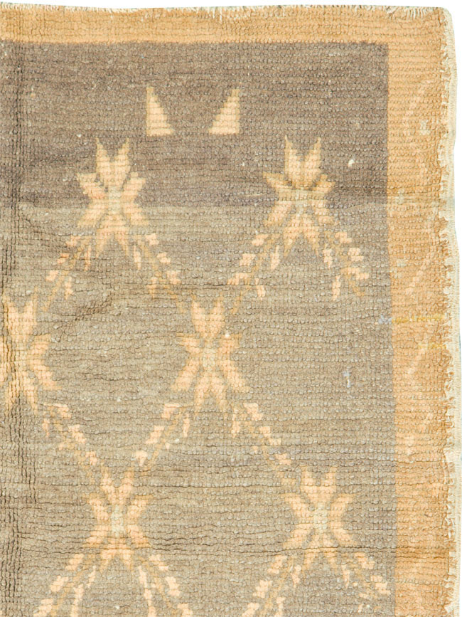 Vintage Turkish Anatolian Rug, No.12501 - Staging