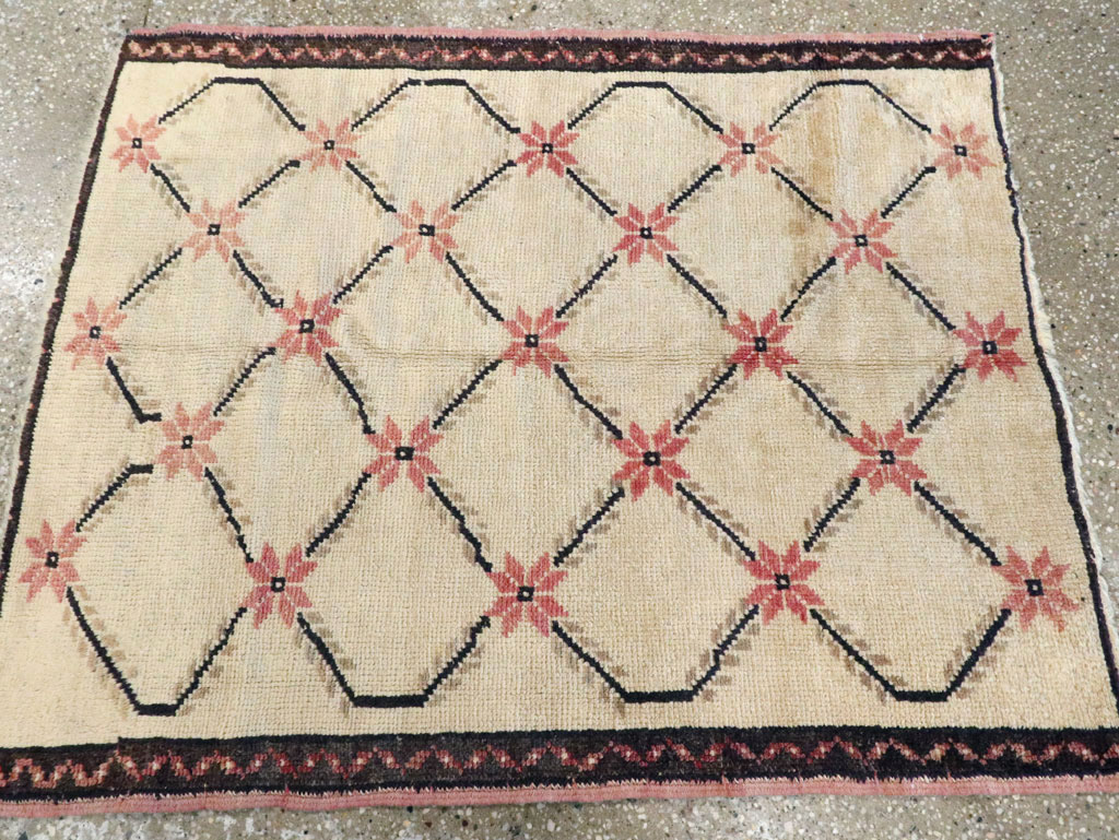 Vintage Turkish Anatolian Rug, No.12504 - Staging