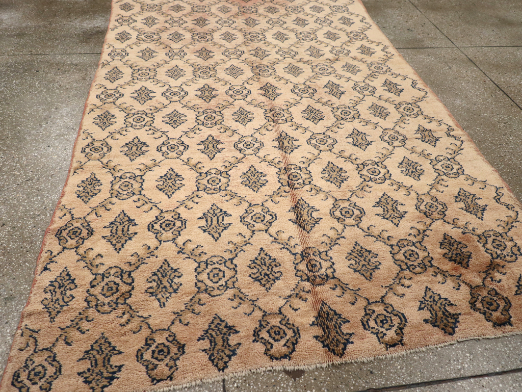Vintage Turkish Anatolian Rug, No.12524 - Staging
