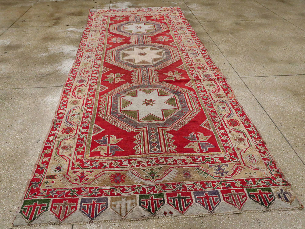 Antique Turkish Anatolian Rug, No.12533 - Staging