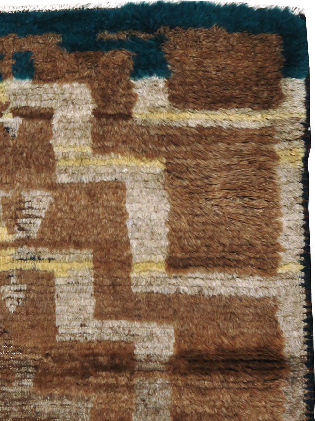 Vintage Turkish Tulu Rug, No.12541 - Staging