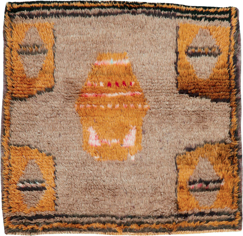 Vintage Turkish Konya Rug, No.12547 - Staging