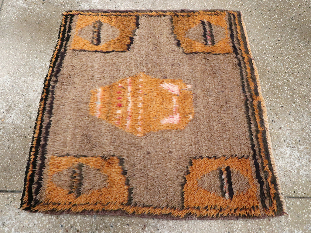 Vintage Turkish Konya Rug, No.12547 - Staging