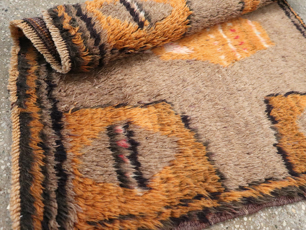 Vintage Turkish Konya Rug, No.12547 - Staging