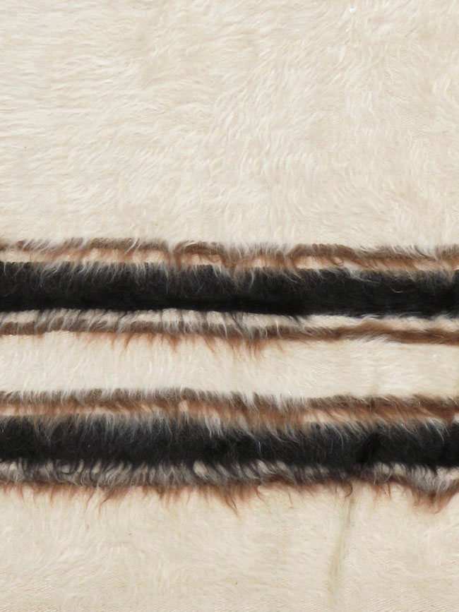 Vintage Turkish Mohair Rug, No.12573 - Staging