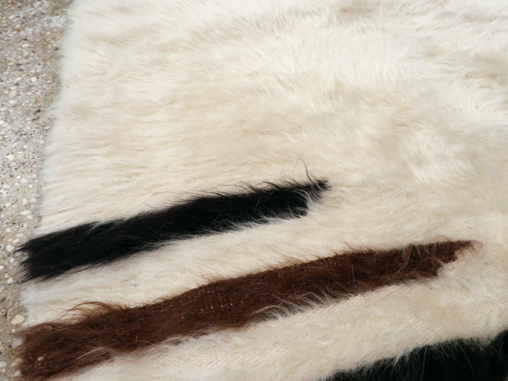 Vintage Turkish Mohair Rug, No.12573 - Staging