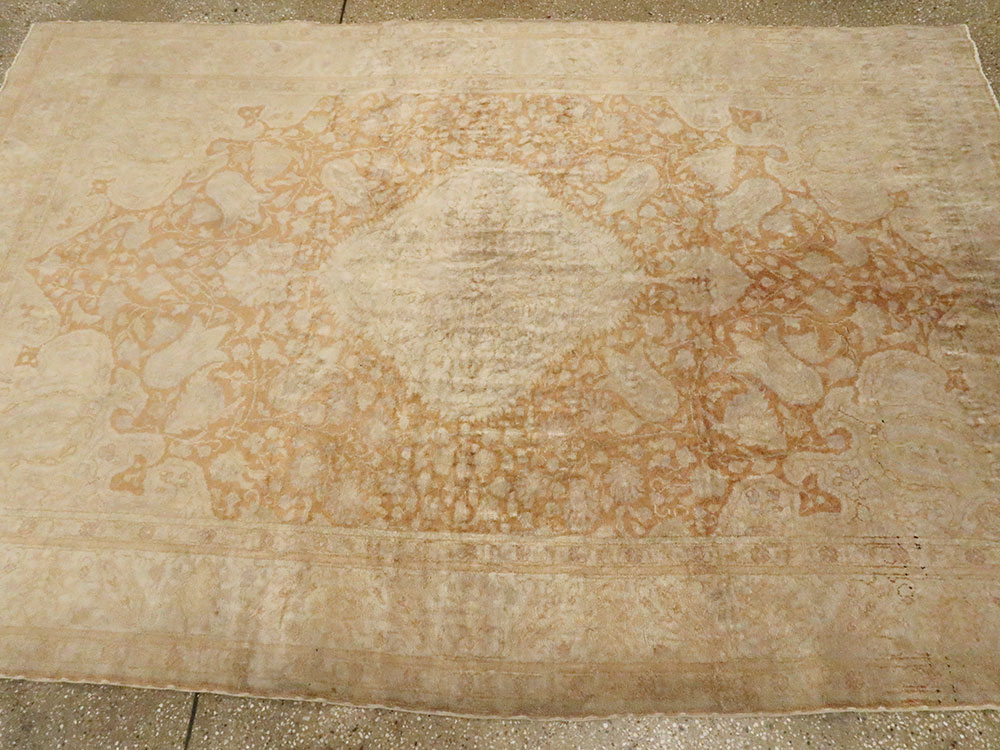 Vintage Turkish Sivas Rug, No.12663 - Staging