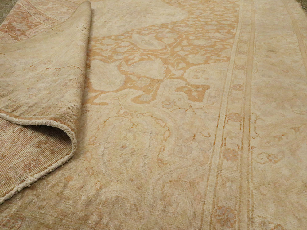 Vintage Turkish Sivas Rug, No.12663 - Staging