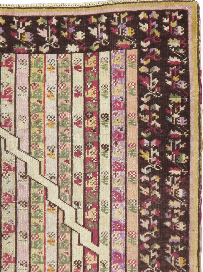 Antique Tukish Ghiordes Rug, No.12693 - Staging