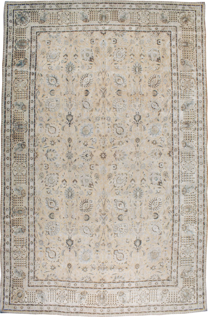 Antique Persian Tabriz Rug, No.12777 - Staging