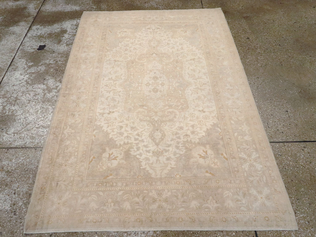 Vintage Turkish Sivas Rug, No.12813 - Staging