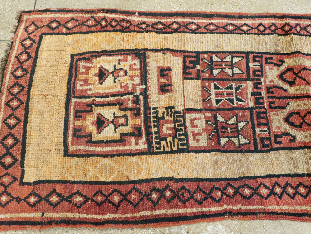 Antique Turkish Anatolian Runner, No.12833 - Staging