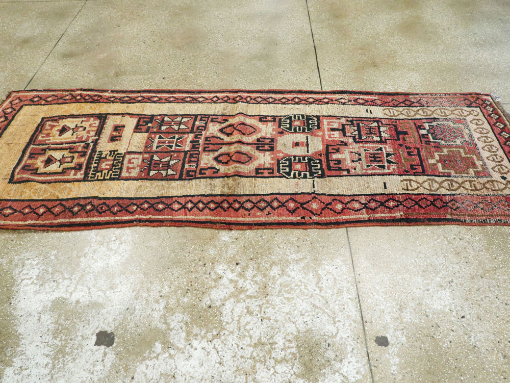 Antique Turkish Anatolian Runner, No.12833 - Staging