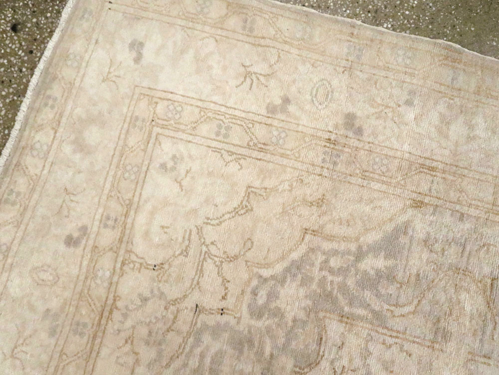 Vintage Turkish Sivas Rug, No.12844 - Staging