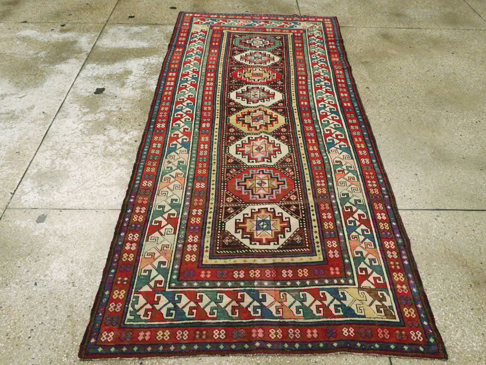 Antique Caucasian Shirvan Rug, No.12955 - Staging