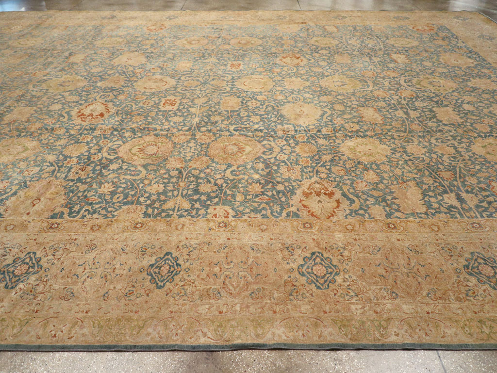 Vintage Indian Lahore Rug, No.13085 - Staging
