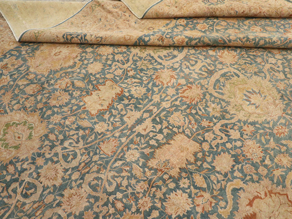 Vintage Indian Lahore Rug, No.13085 - Staging