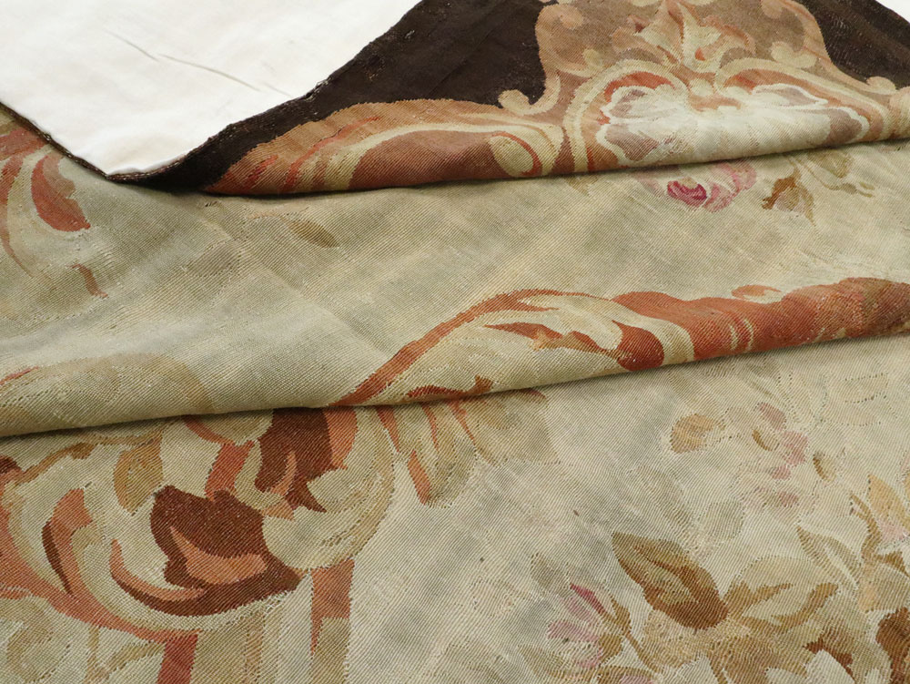 Antique French Aubusson Rug, No.13089 - Staging