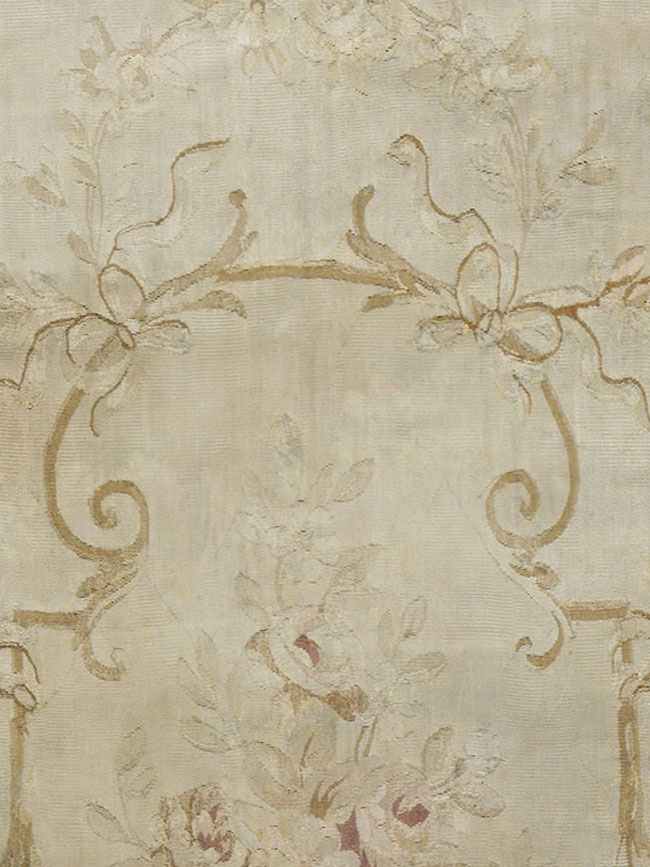 Antique French Aubusson Rug, No.13096 - Staging