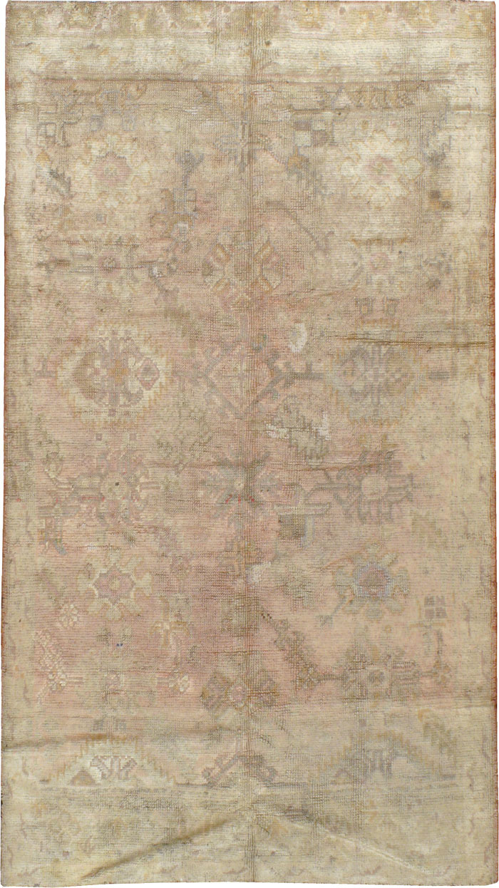 Antique Turkish Oushak Rug, No.13164 - Staging