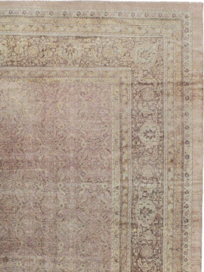 Vintage Indian Lahore Carpet, No.13213 - Staging