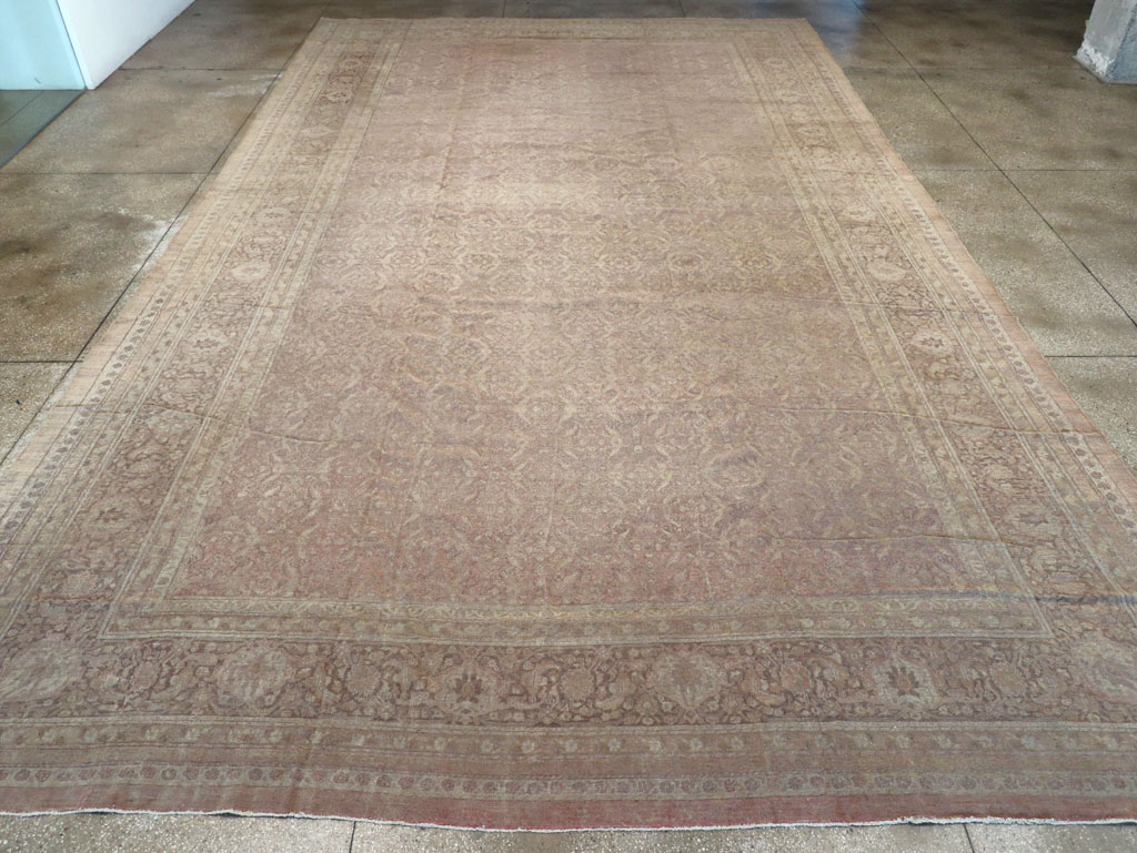 Vintage Indian Lahore Carpet, No.13213 - Staging