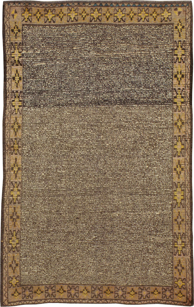 Vintage Turkish Konya Rug, No.13217 - Staging