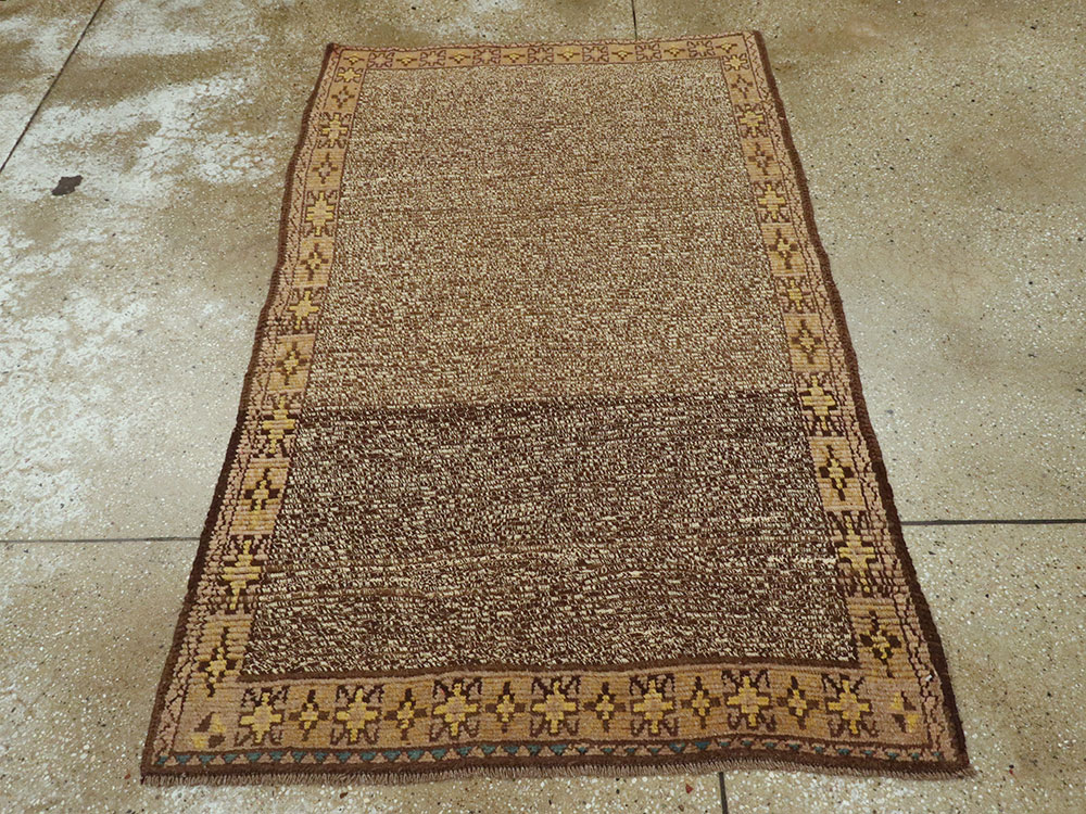 Vintage Turkish Konya Rug, No.13217 - Staging