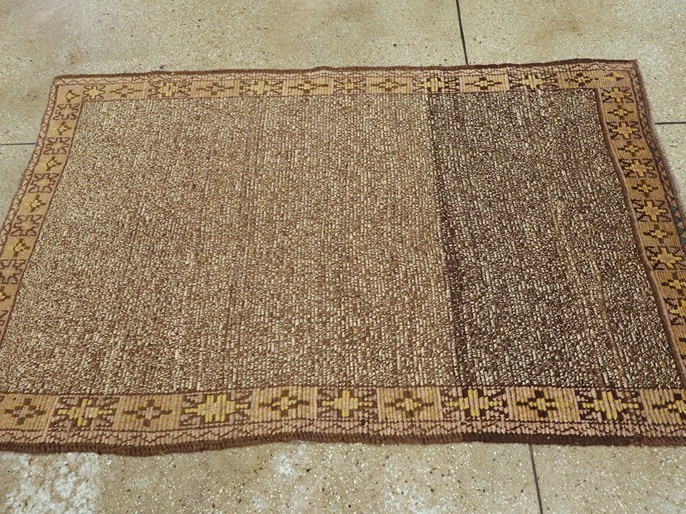 Vintage Turkish Konya Rug, No.13217 - Staging